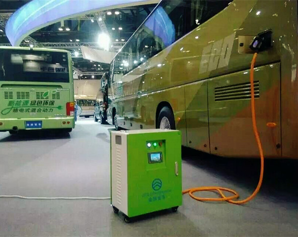 SSE солнечных батареях EV зарядки системы применяется в первых солнечных батареях автобус в Китае